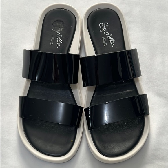 Seychelles Made in Italy Black Patent Leather Sandals - Picture 1 of 7